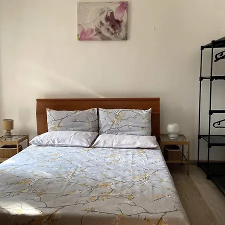 Apartman Bloom1 *